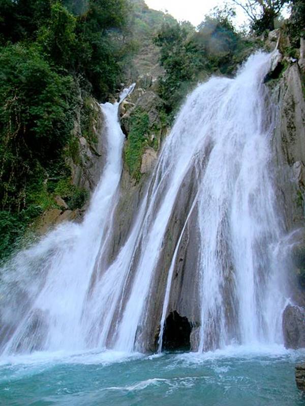 Jharpani Falls, Mussoorie, Utharakhand by Wikipedia