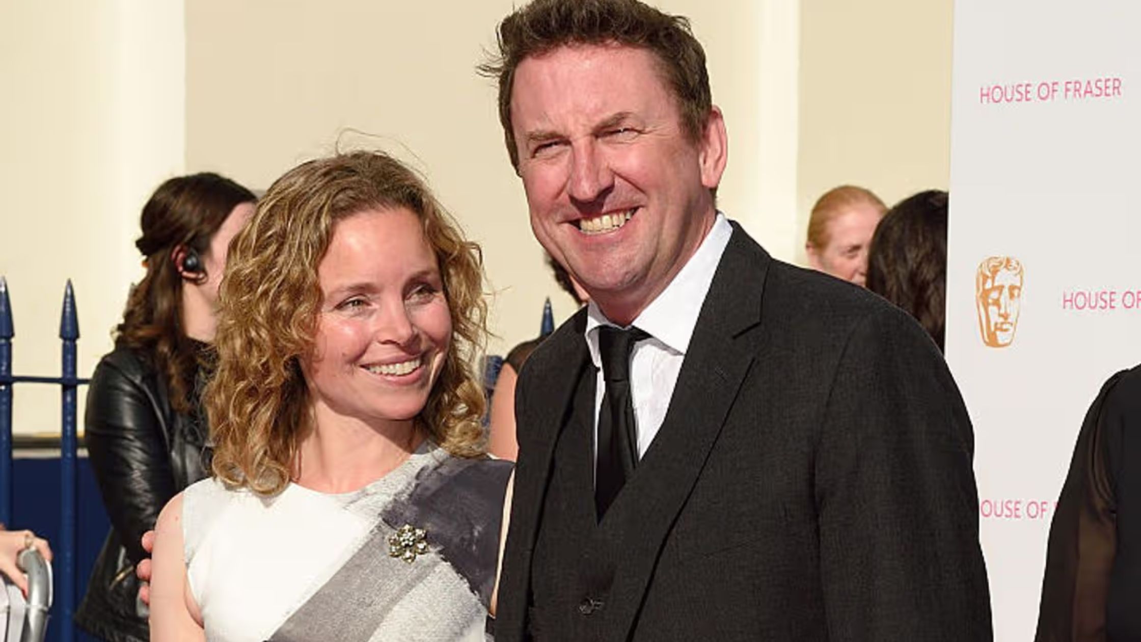 Tara McKillop Blind Rumour Who Is Lee Mack's wife