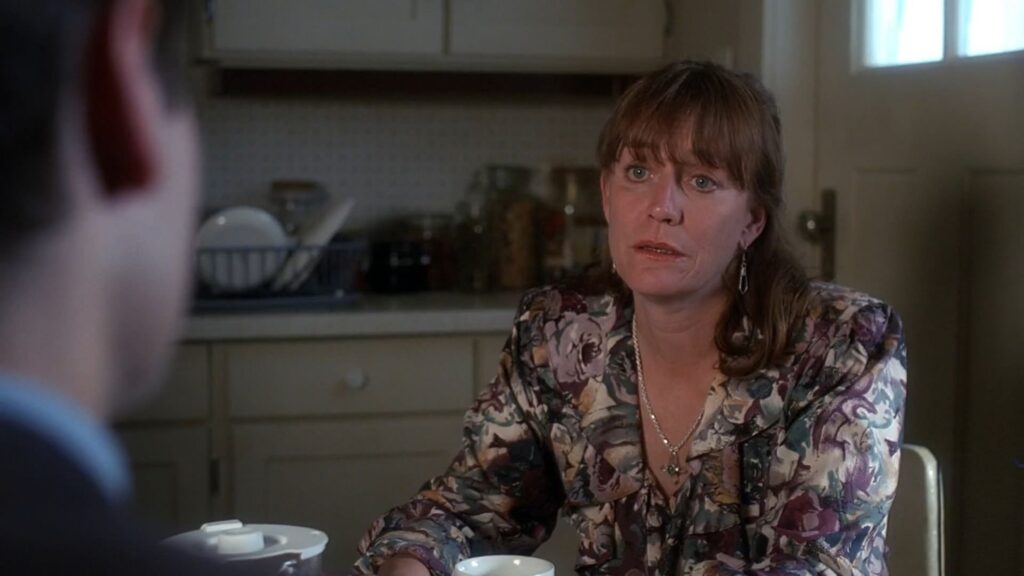 Age, Height, Bio, Marriage, Net Worth, and Wiki Of Carrie Snodgress